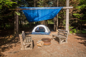 Camping boisé avec abri Bonaventure Gaspésie